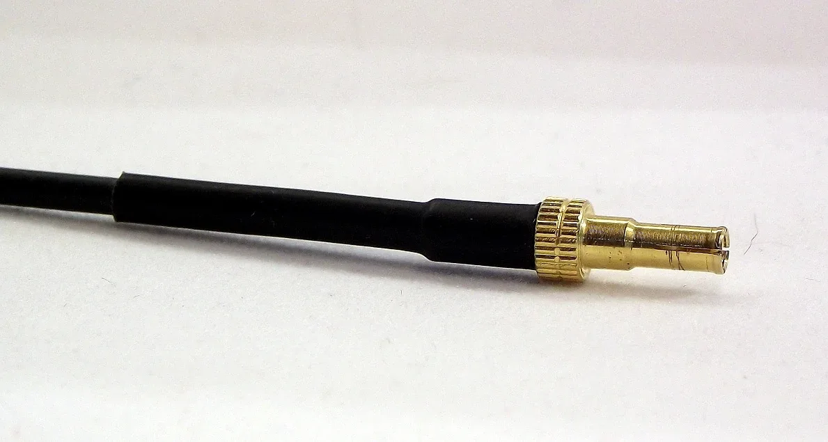 Adapter-fuer-HUAWEI-Sticks-mit-CRC9-Antennenanschluss_4306_a05bda5e
