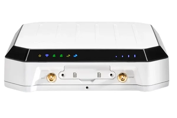 5g-router-w2000-cradlepoint_2_780c489b